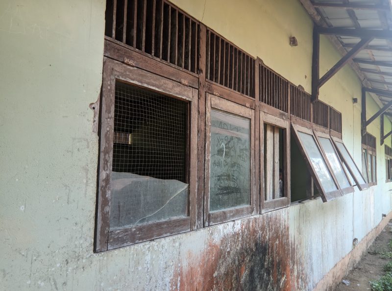 Pendidikan Anak perbatasan terabaikan ?!, Gedung SDN 06 RI–Malaysia Rawan Ambruk